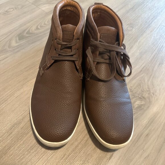 Steve Madden Fenway Sneakers Mens 9.5 Excellent Condition